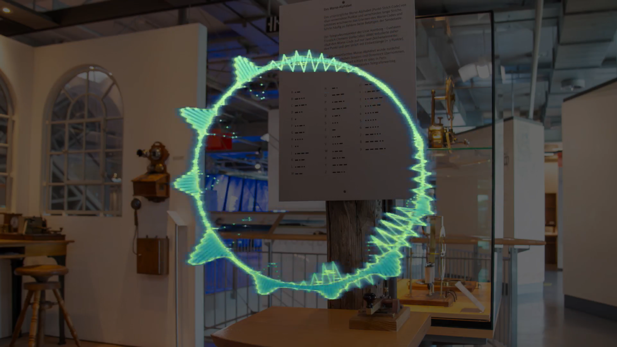 Screenshot aus dem Spiel: Die Hackerin spricht mit dem Spielenden.