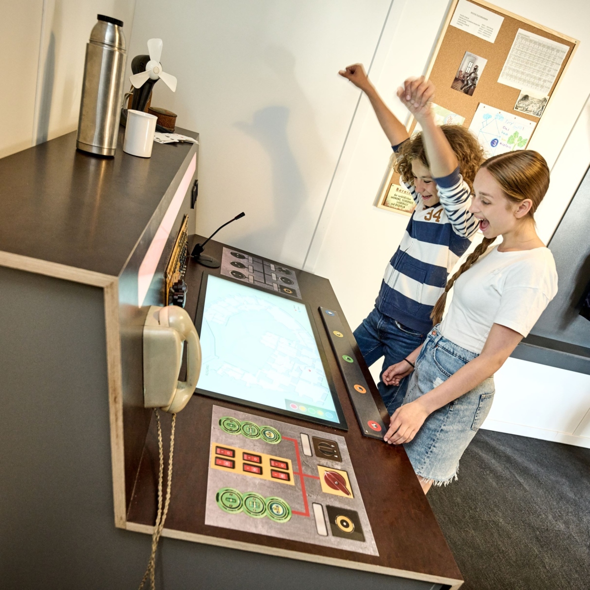 Visitors:inside